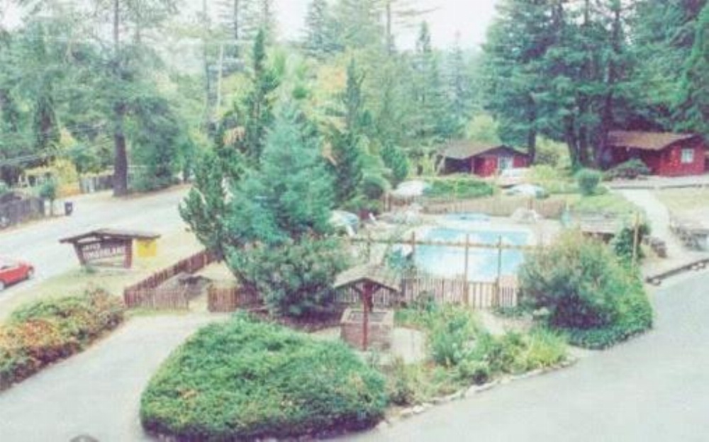 Jayes Timberlane Resort Main image